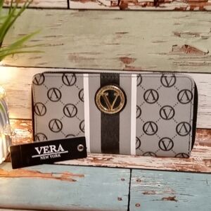 Vera New York Gray Wallet